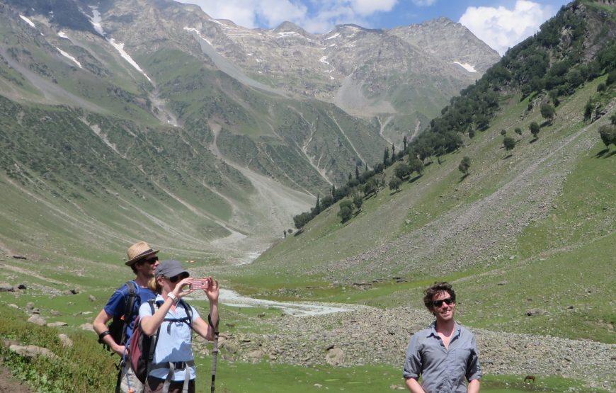 Kolhai Base Camp Trek (6 Nights 7 Days)