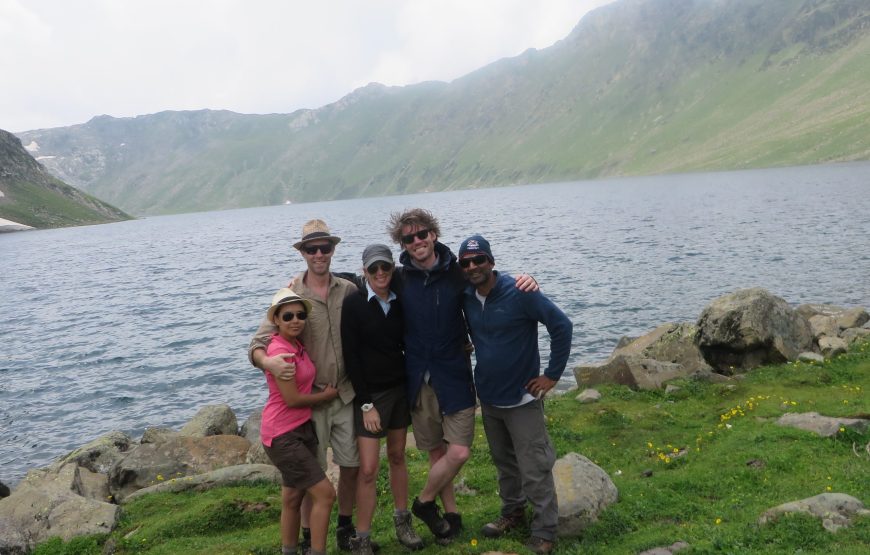 Kolhai Base Camp Trek (6 Nights 7 Days)